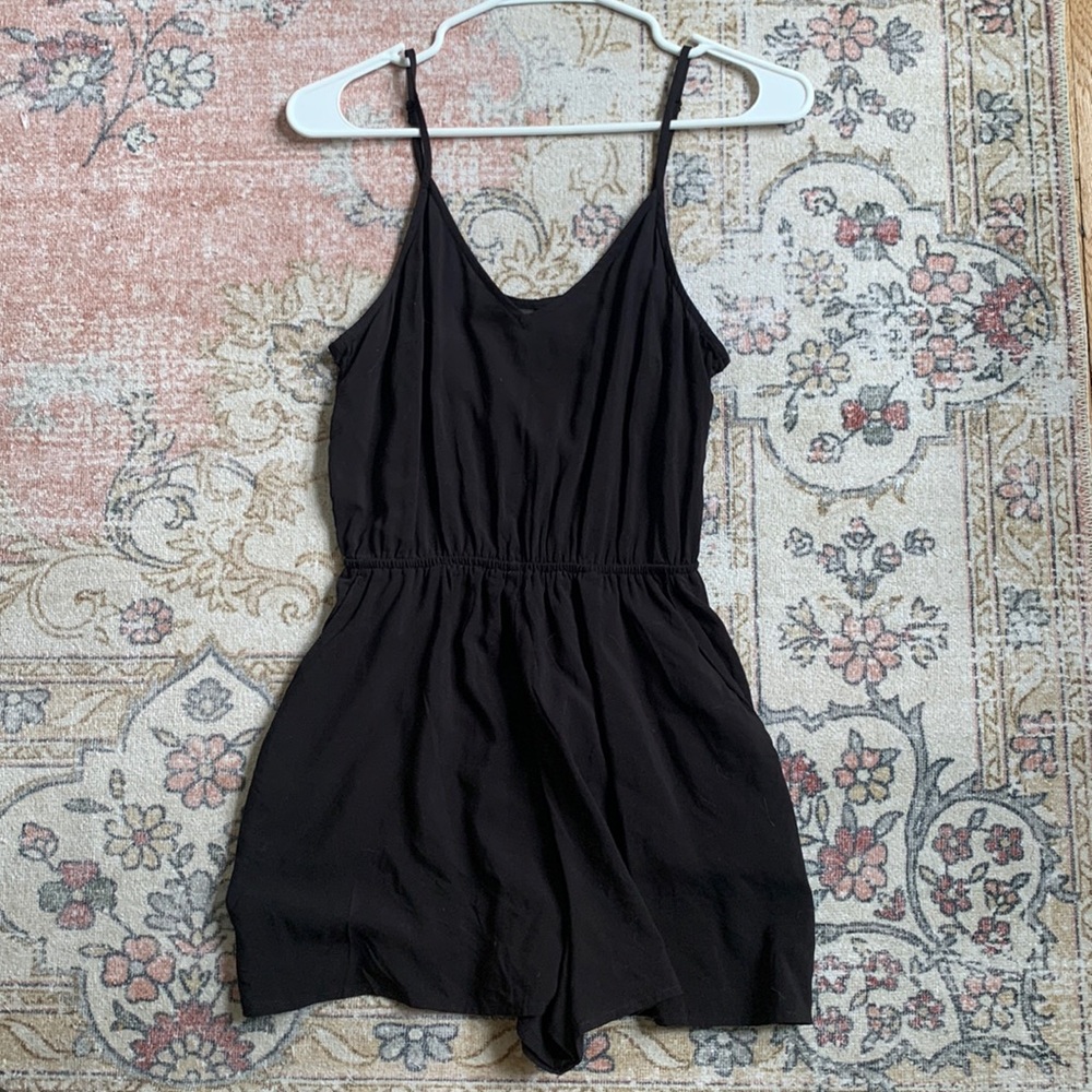 H&M basic black romper size XS